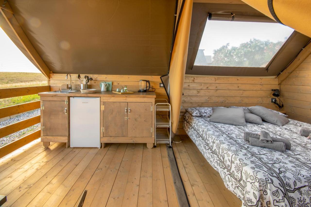 Glamping Debbiare Hotel Riparbella Luaran gambar