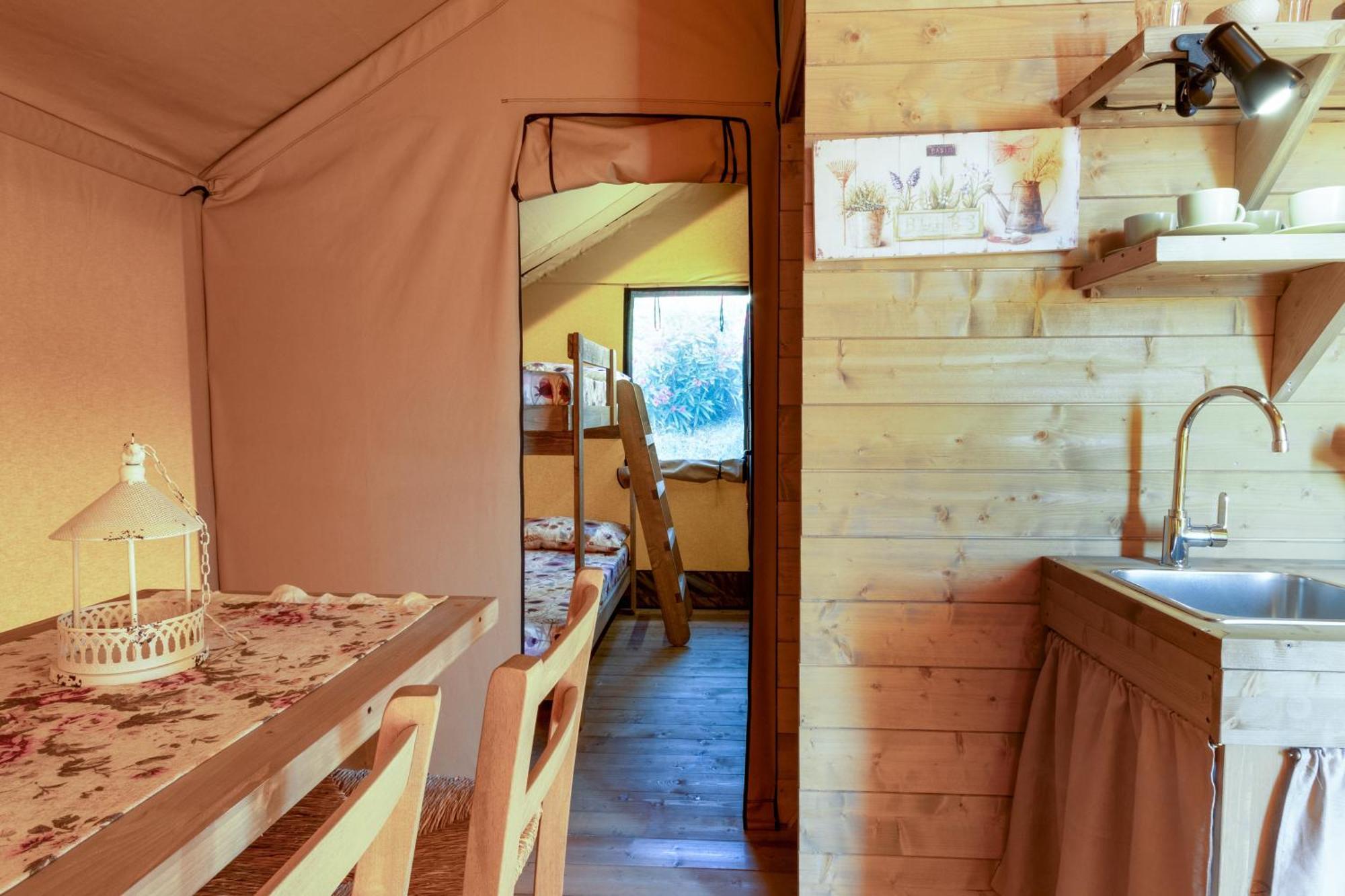 Glamping Debbiare Hotel Riparbella Luaran gambar